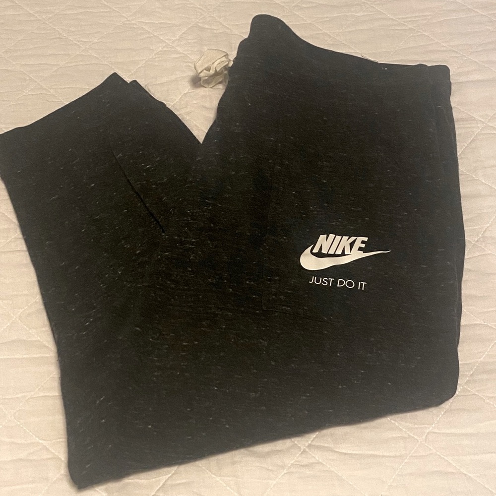 Nike cropped cotton joggers